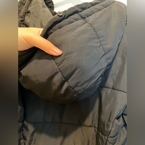 H&M Women’s Black Puffer (ish) Jacket Size Small - Picture 9 of 13